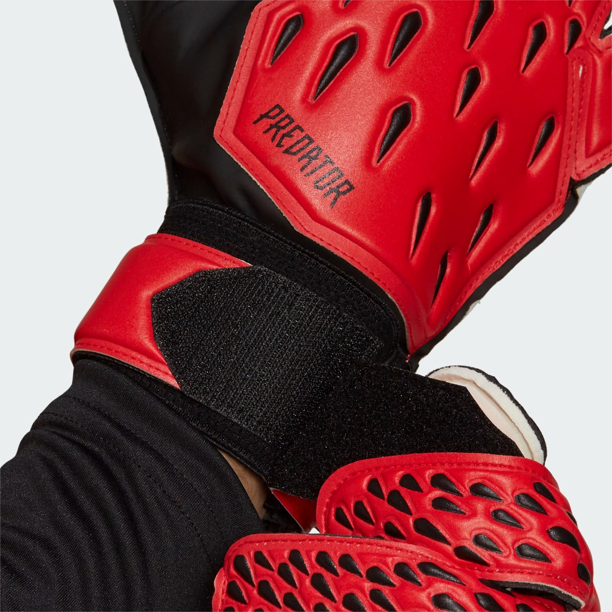 adidas Predator Training Goalkeeper Gloves - Black-Red