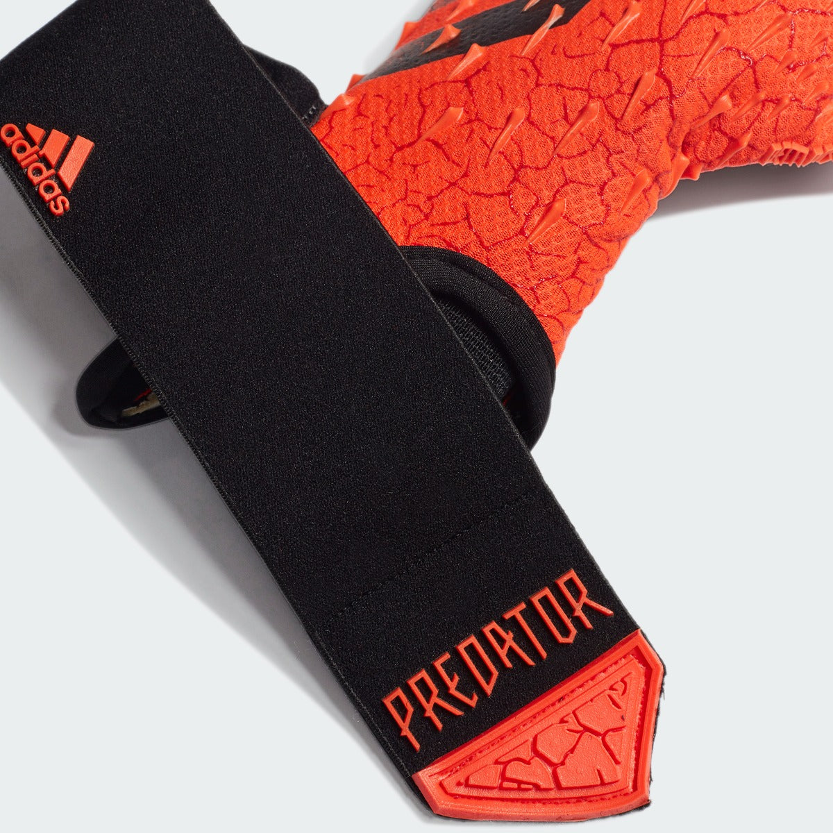 adidas JR Predator GL Pro Goalkeeper Glove - Solar Red-Black (Detail 2)