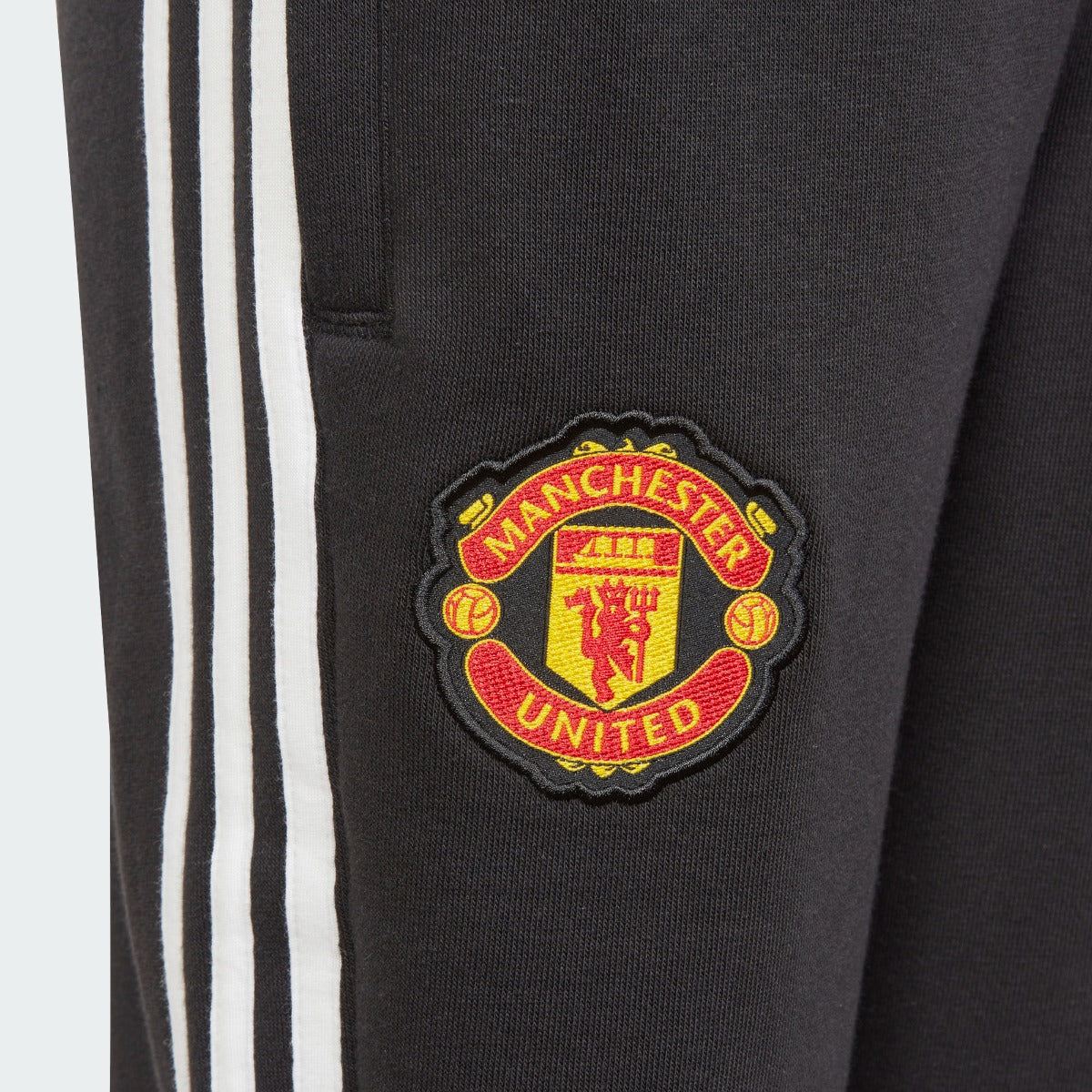 Adidas 2021-22 Manchester United Kids Sweatpants - Black-White (Detail 1)
