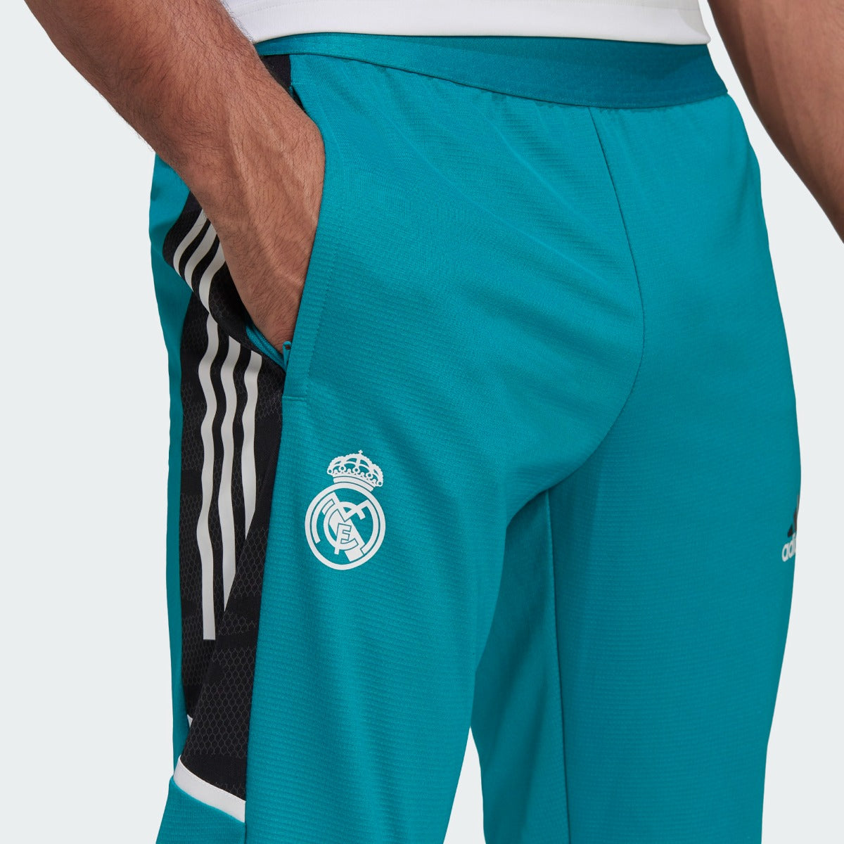 Adidas 2021-22 Real Madrid Euro Training Pants - Blast Emerald (Detail 1)
