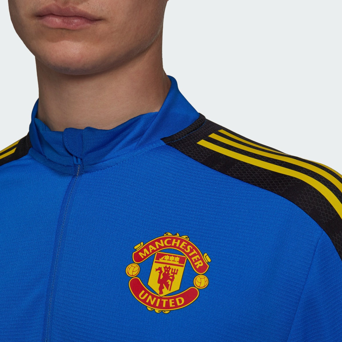 Adidas 2021-22 Manchester United Euro Training Top - Glow Blue (Detail 1)