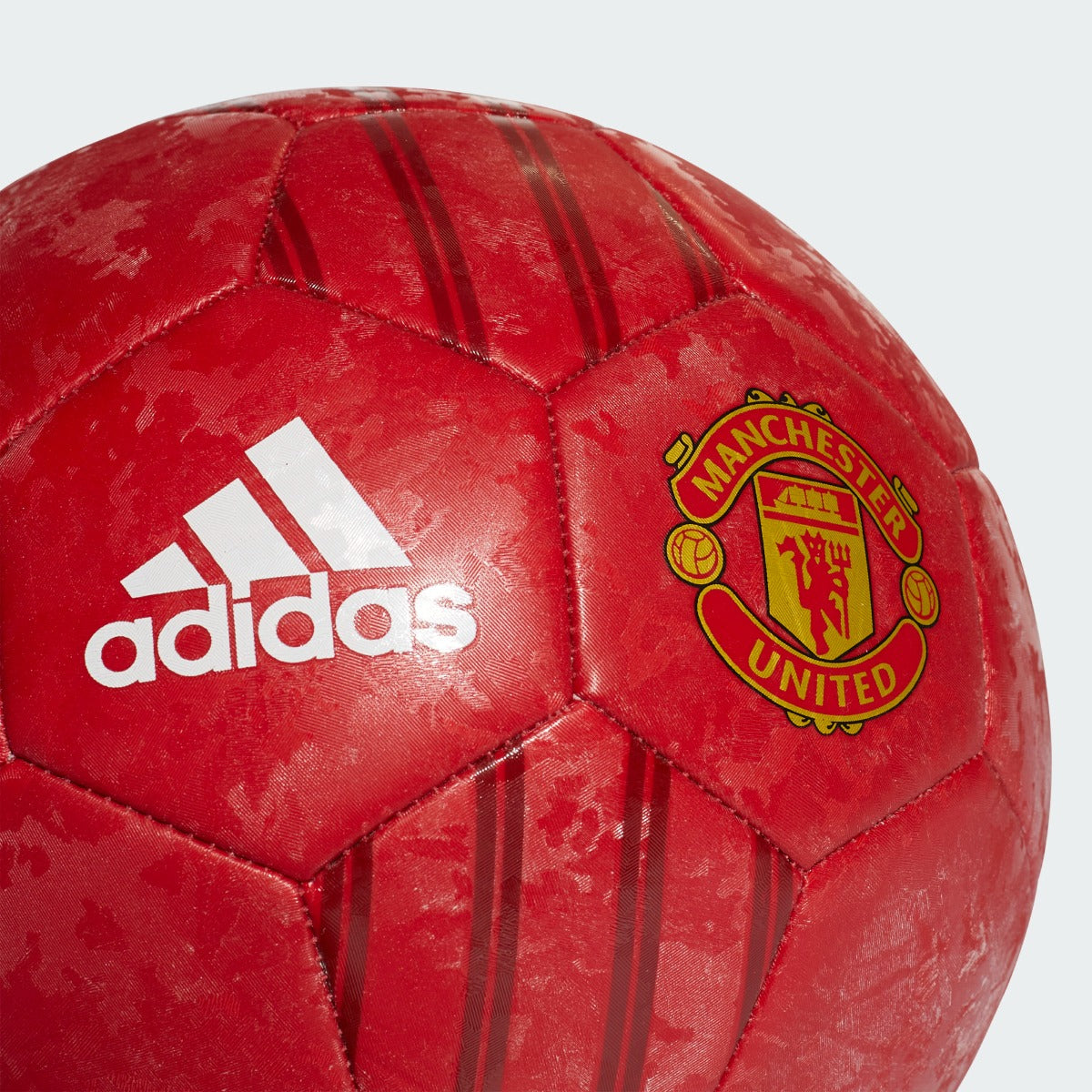 Adidas 2021-22 Manchester United Home Club Ball - Red-Gold (Detail 1)