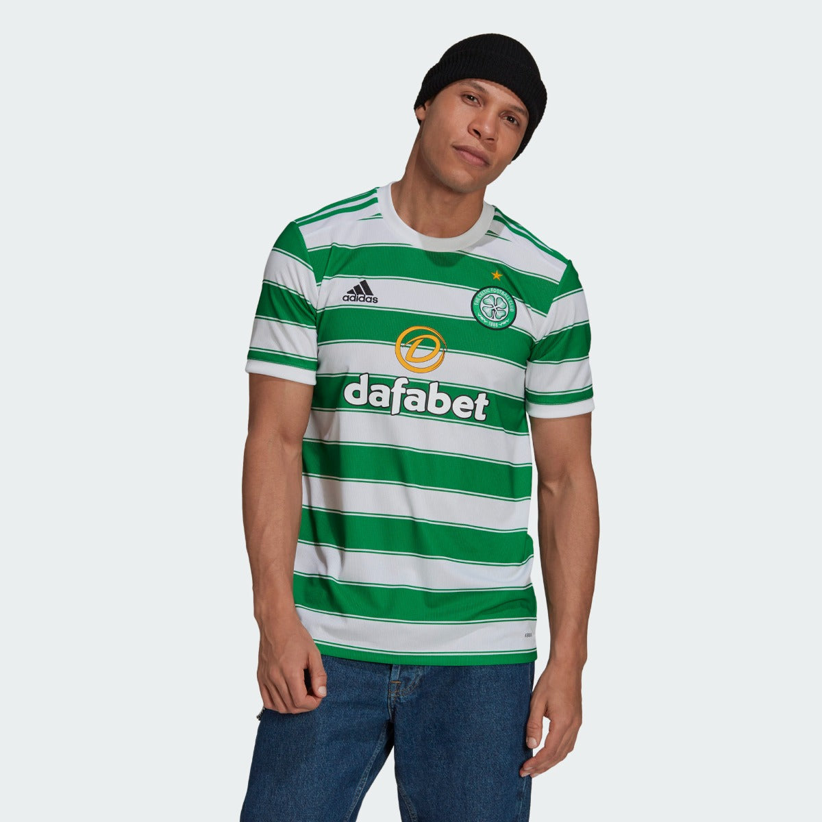 Adidas 2021-22 Celtic Home Jersey - White-Green (Model - Front)