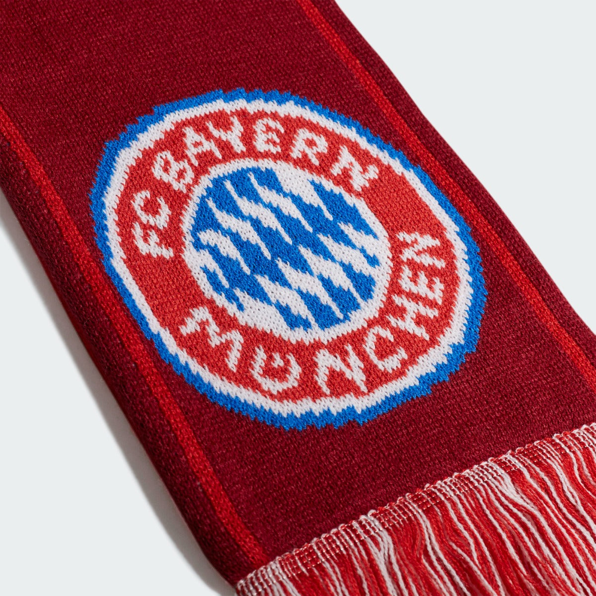 Adidas 2021-22  Bayern Munich Scarf - True Red (Detail 2)
