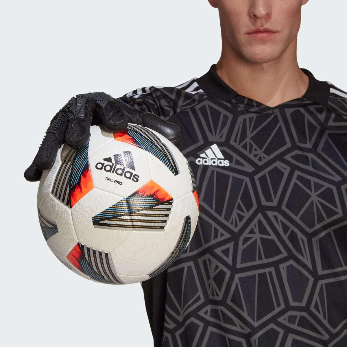 Adidas Predator Pro Goalkeeper Gloves (Negative Cut) - Black (Model 2)